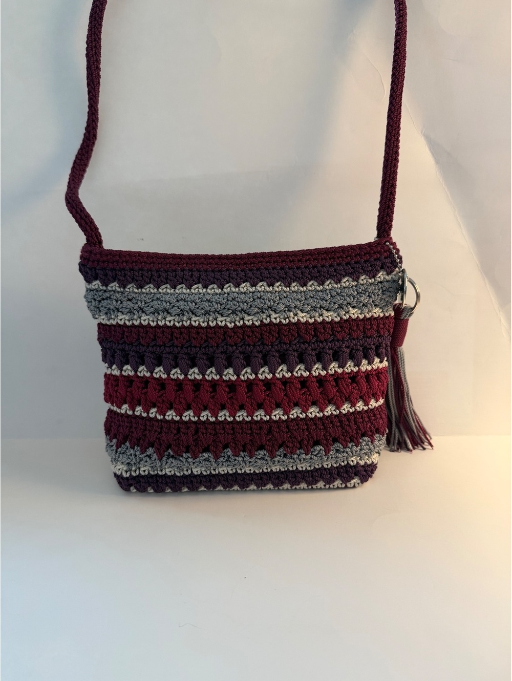 The Sak Crochet Shoulder Crossbody Bag Burgundy Purple Gray Tassel Boho Y2K